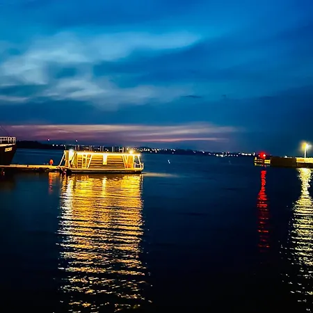 Mindset Houseboat Dom بيت للعطل *