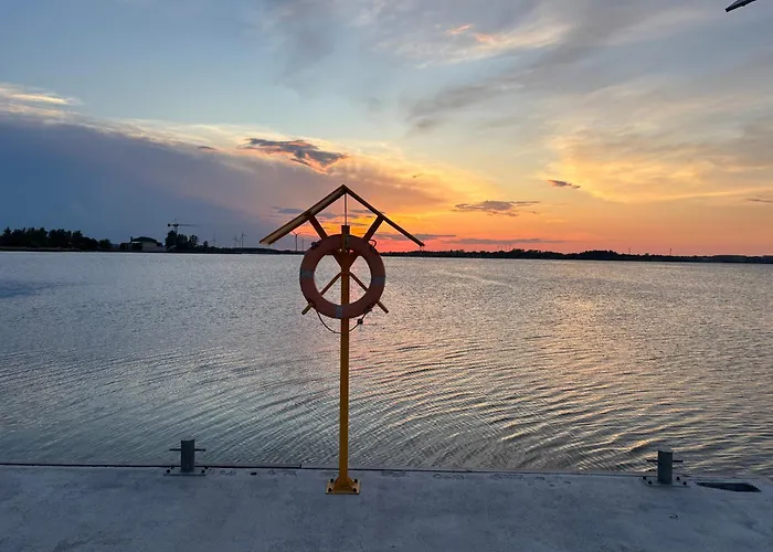 Mindset Houseboat - I Na Morzu Prázdninový dům Puck