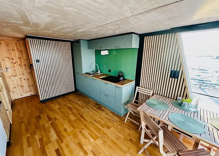 Mindset Houseboat - I Na Morzu Prázdninový dům