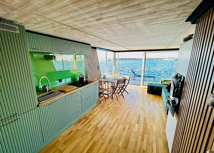 Mindset Houseboat - I Na Morzu Prázdninový dům Puck